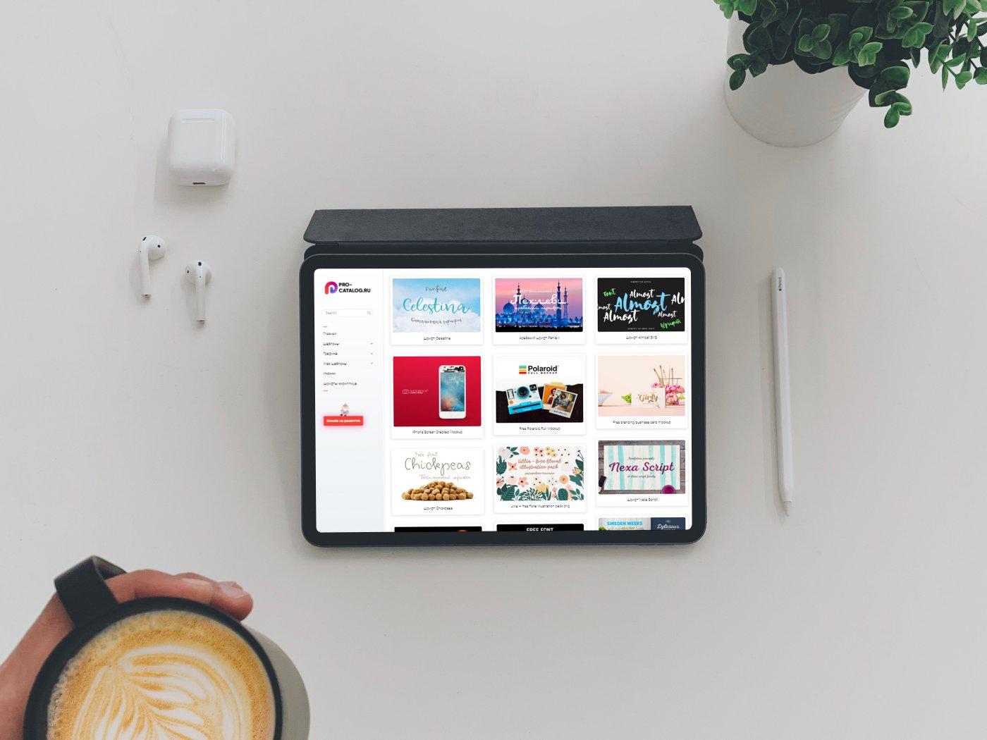 Free Top View Coffee With iPad Mockup скачать